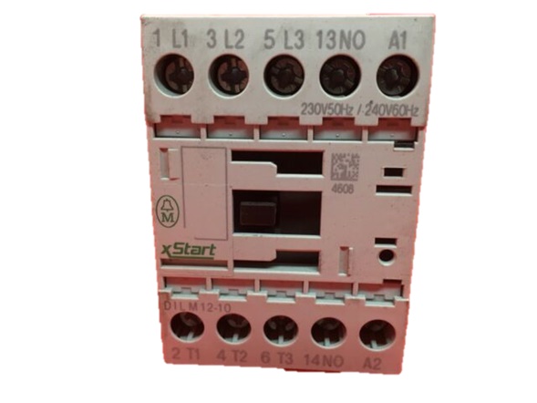 CONTACTOR TRIFASICO 12A 220V
