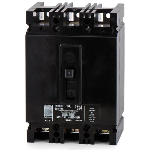 INTERRUPTOR CAJA MOLDEADA 3X15